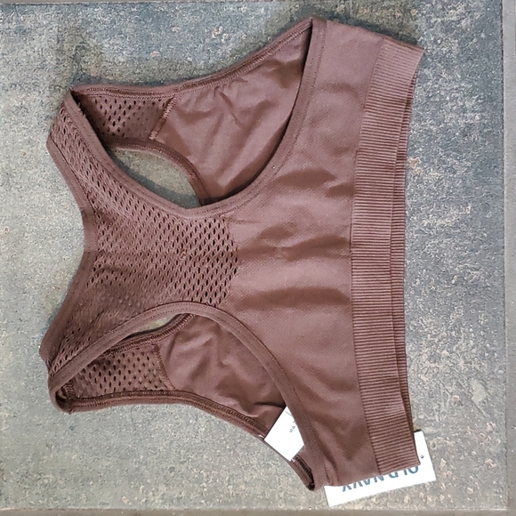 NWT Old Navy sports bra. Kids small. - Picture 2 of 6